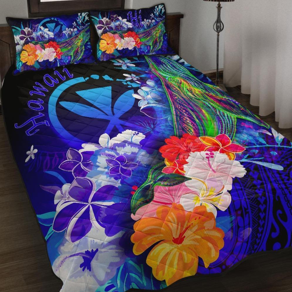 Polynesian Hawaii Quilt Bed Set – Kanaka Maoli Humpback Whale with Tropical Flowers (Blue)- BN18