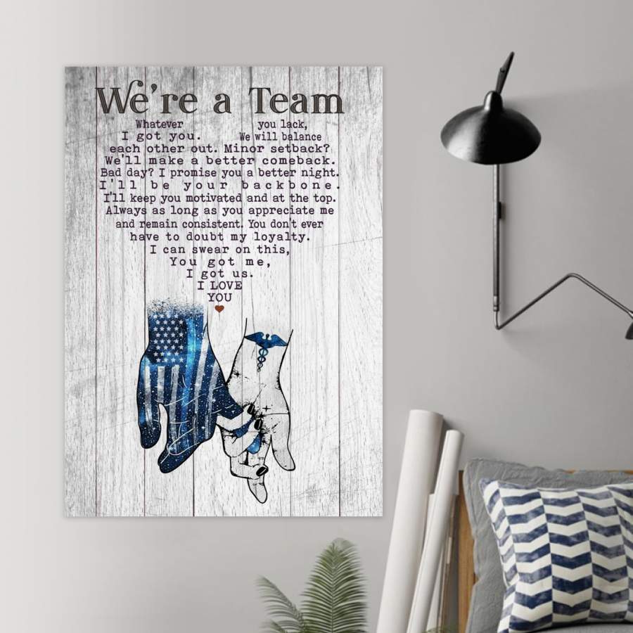 Nurse – We’re A Team Couple Hand In Hand – Poster