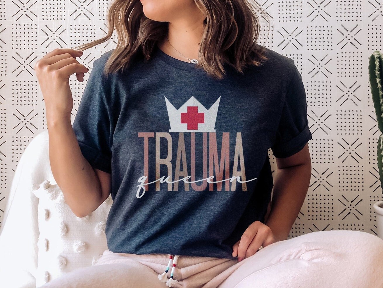 Trauma Queen T-Shirt, Trauma Nurse RN Shirt, Gift for ER ED Icu nurse tech Emt Ems Paramedic, nursing tshirt, nurses week birthday present