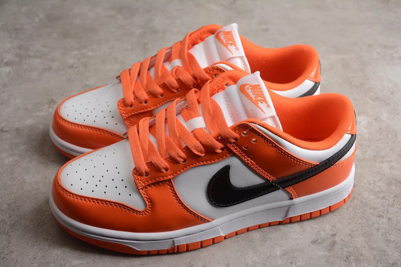 Nike Dunk Low ‘Halloween – Patent’ Shoes Sneakers SNK526867889