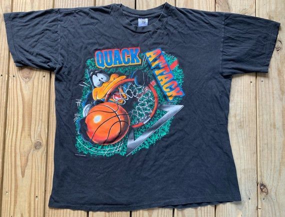 Vintage 90S Looney Tunes 1993 Donald Duck Quack Attack Dunking Basketball Black Shirt