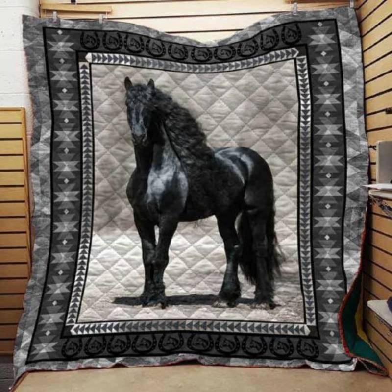 Horse D0501 81O34 Blanket