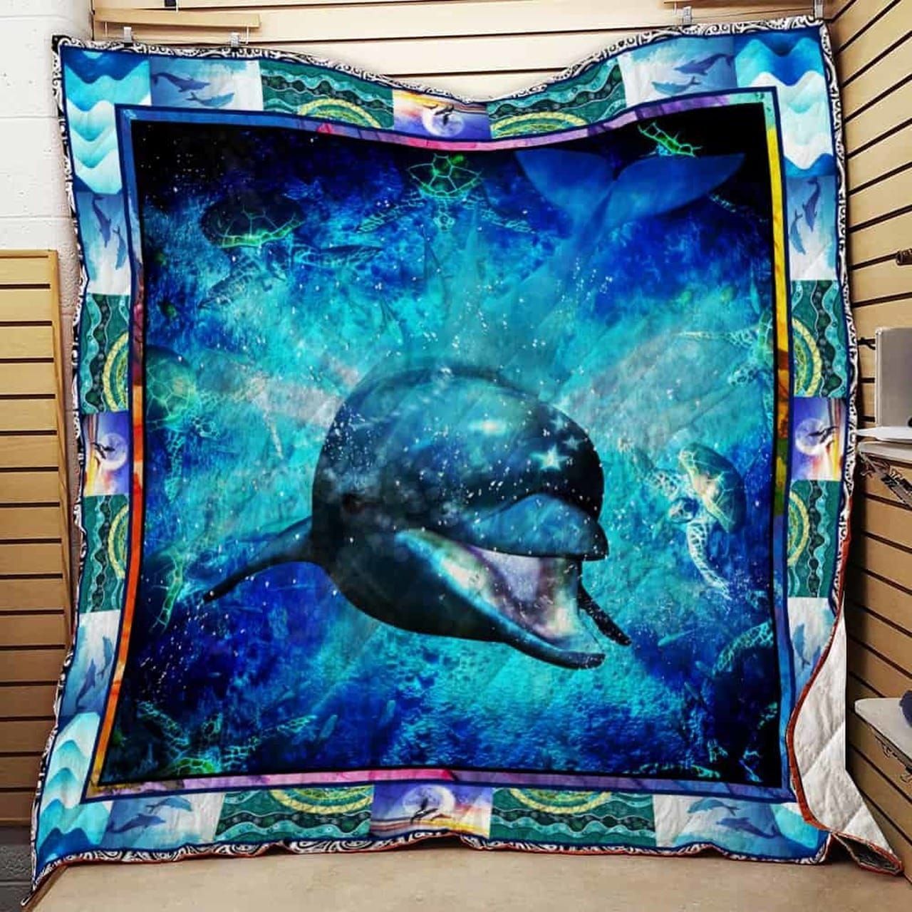 Dolphin Quilt Cusob