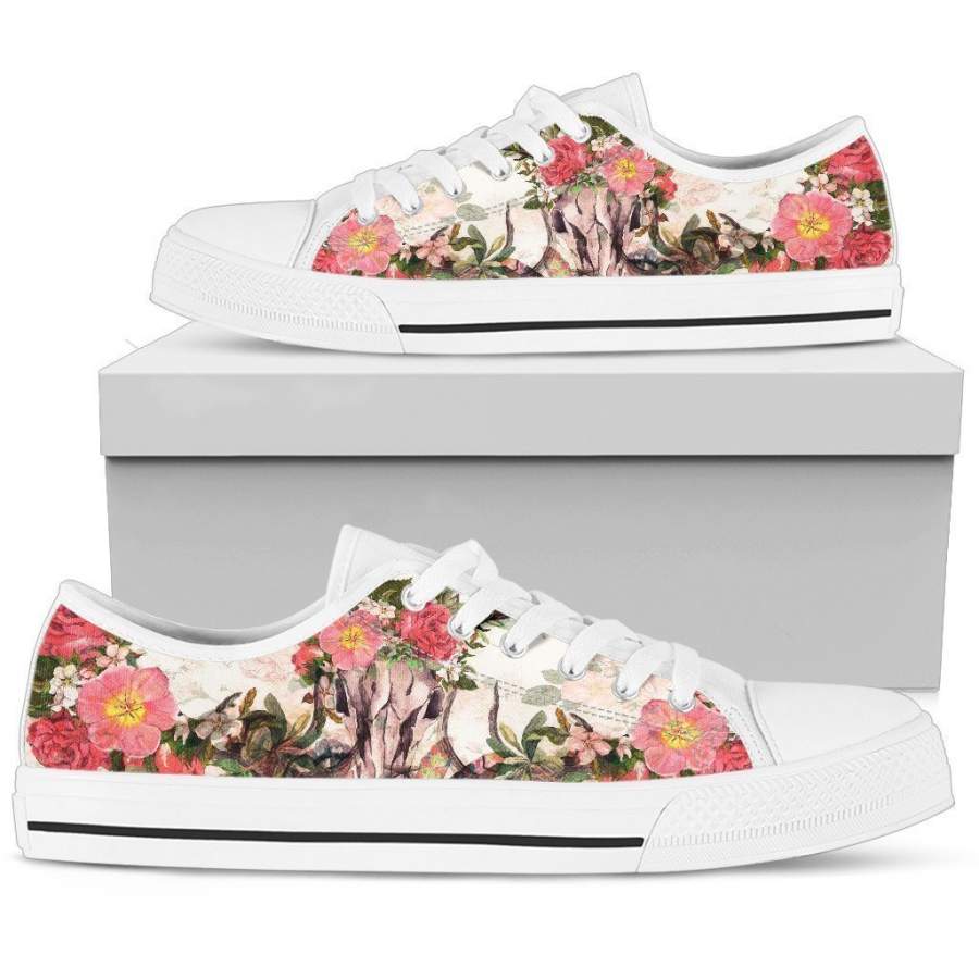 Undying Garden Women’s Low Top Shoe