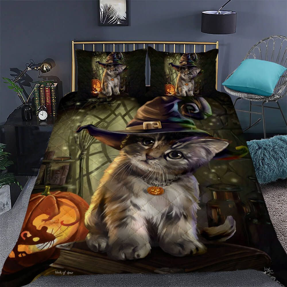 Kitten Witch Quilt Bed Set