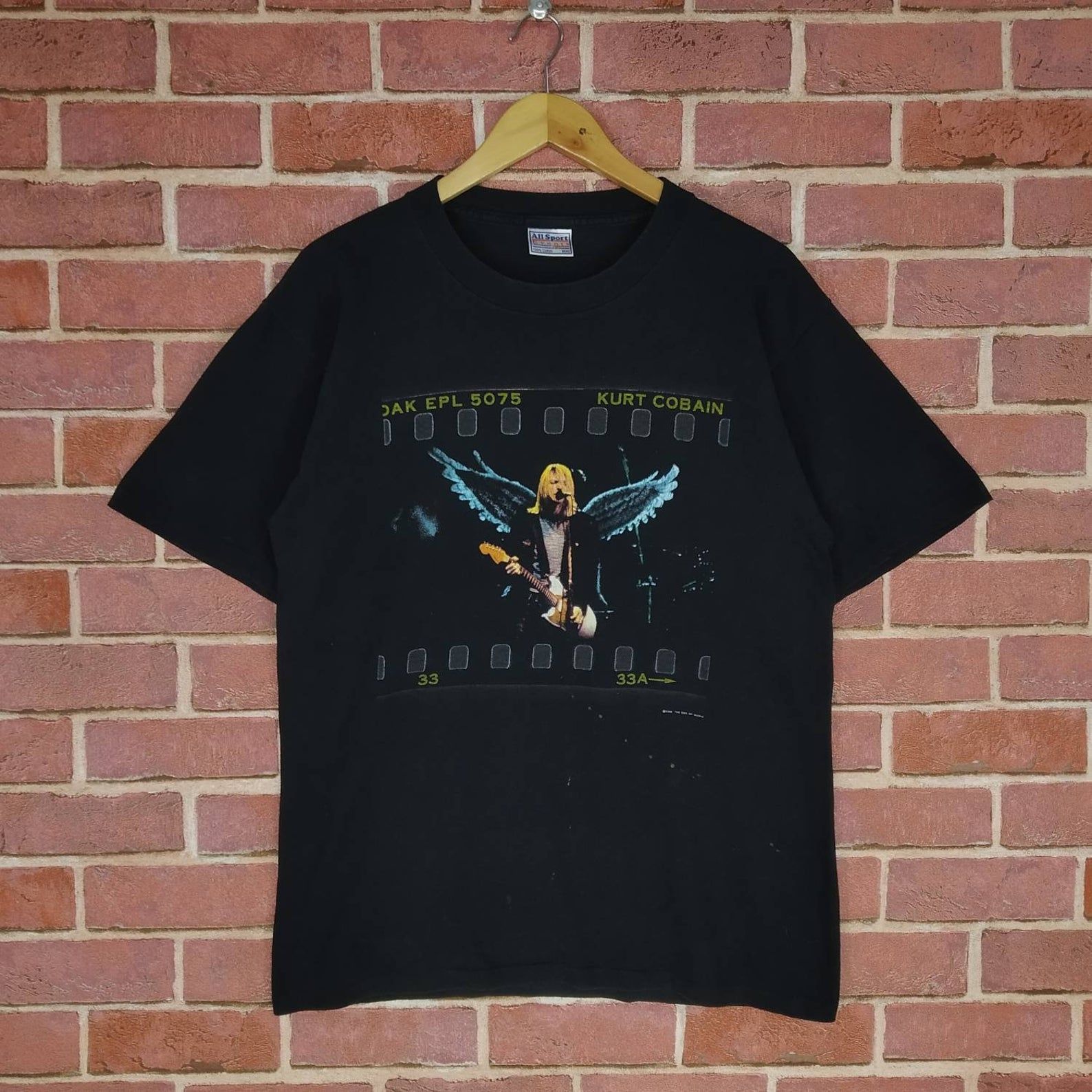 Vintage 90S Kurt Cobain Nirvana Grunge Band Concert T-Shirt