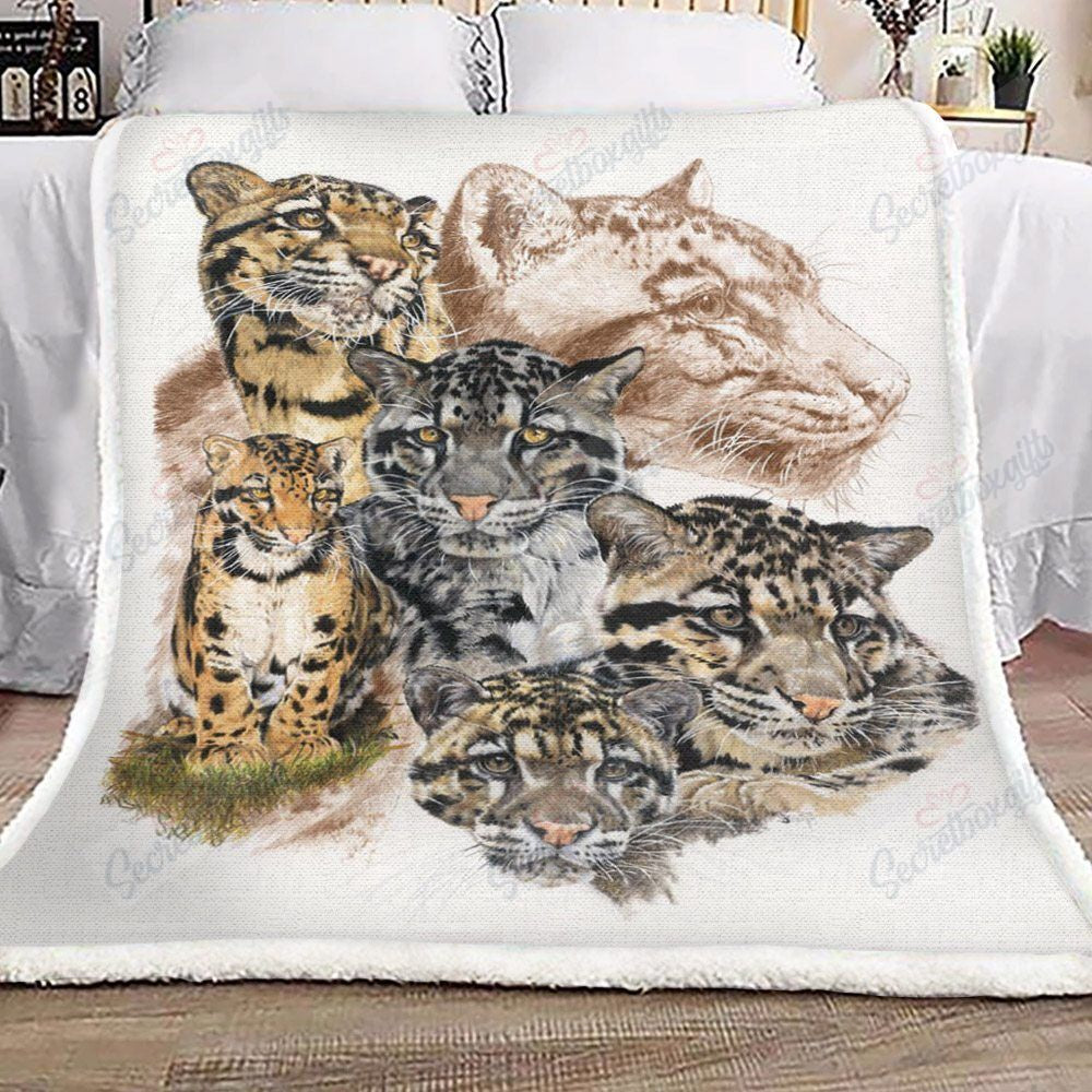 Clouded Leopard Gs-Cl-Dt2506 Fleece Blanket