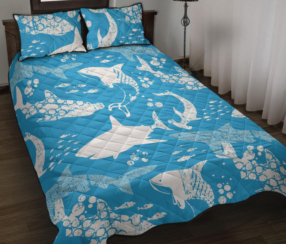 Shark Pattern Blue Theme Quilt Bed Set