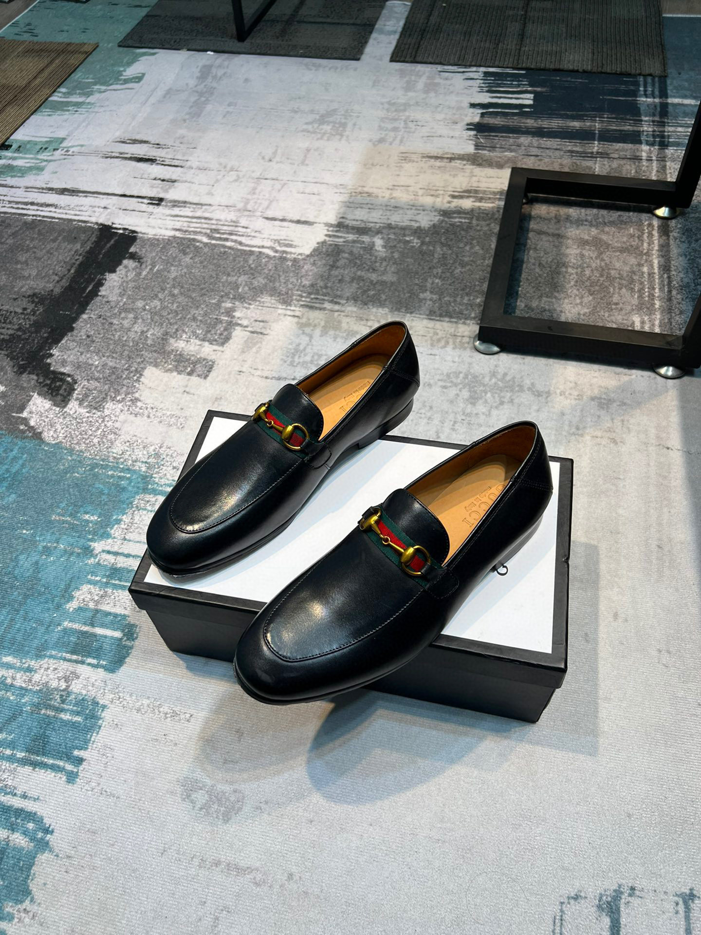 Gucci Loafer With Web In Black SNK448135356