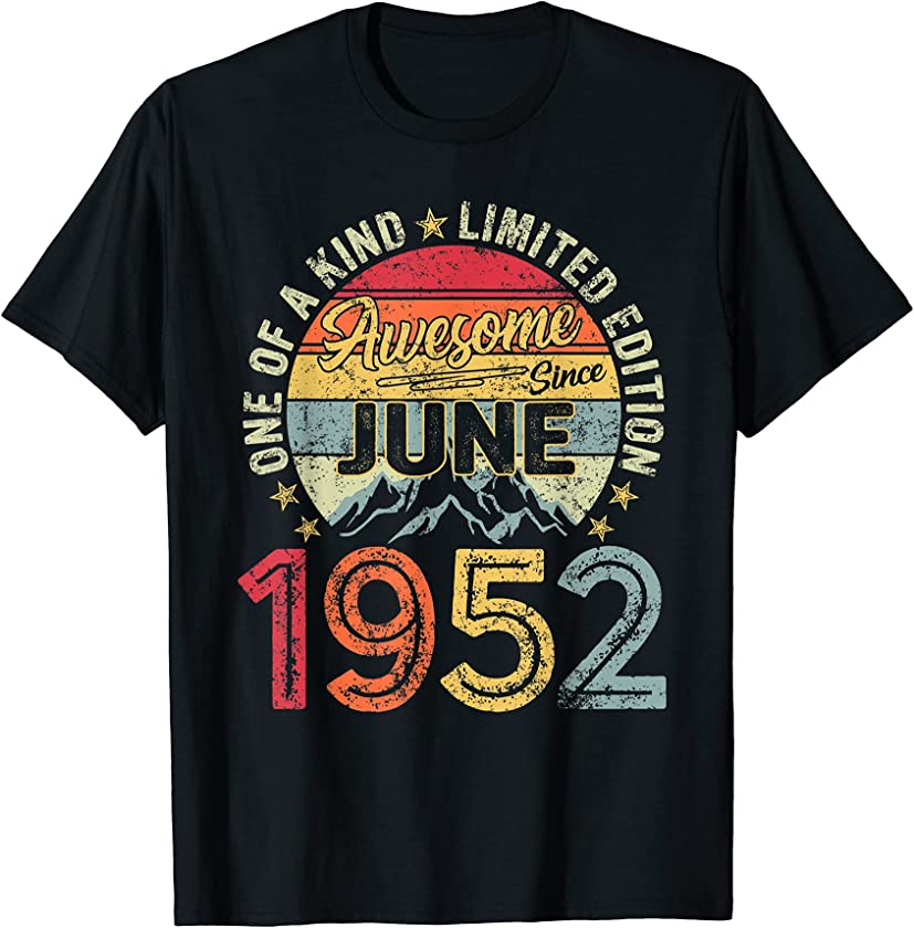 Vintage June 1952 Decorations 69th Birthday 69 Years Old T-Shirt