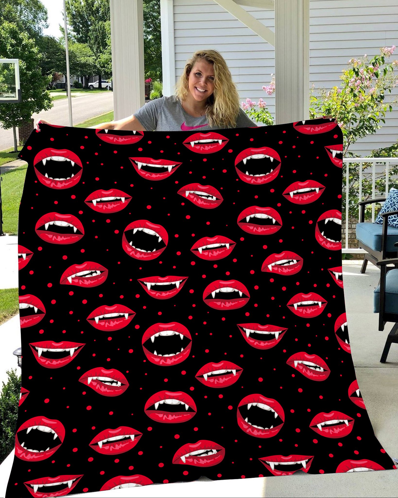 Mouth Halloween Gift Fleece Blanket – Quilt Blanket