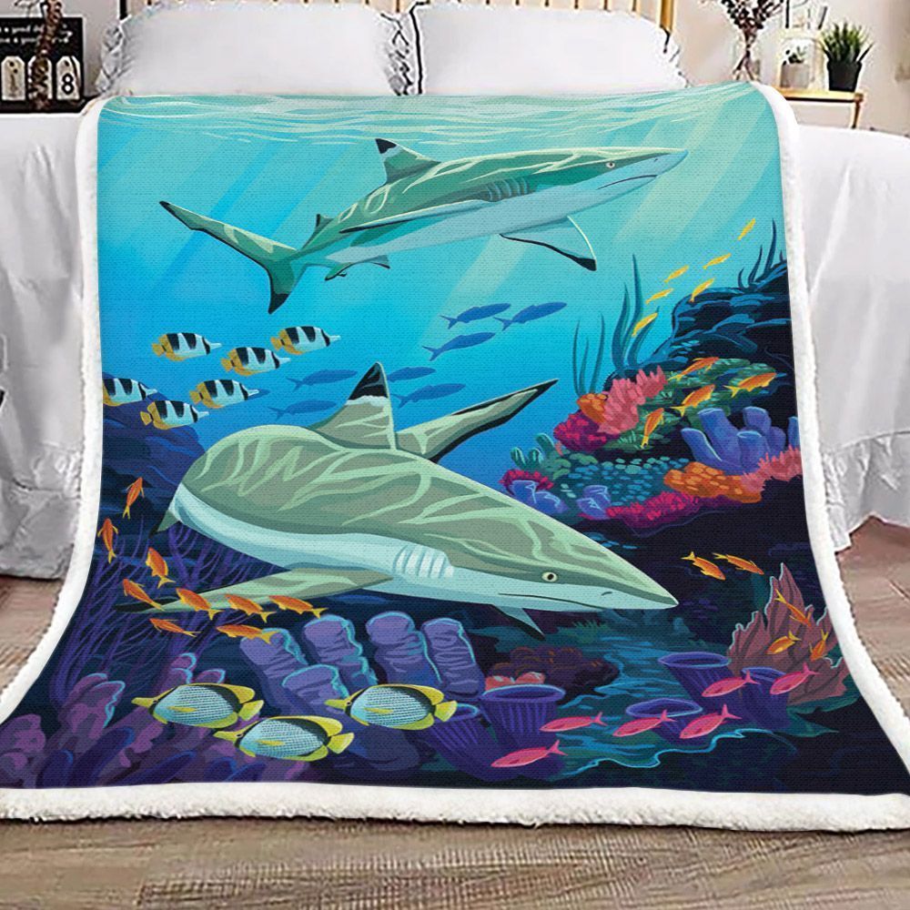 Shark Sherpa Fleece Blanket Rr