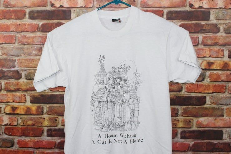 Cat Vintage Cat House Vintage Funny And Humorous 80S Shirt