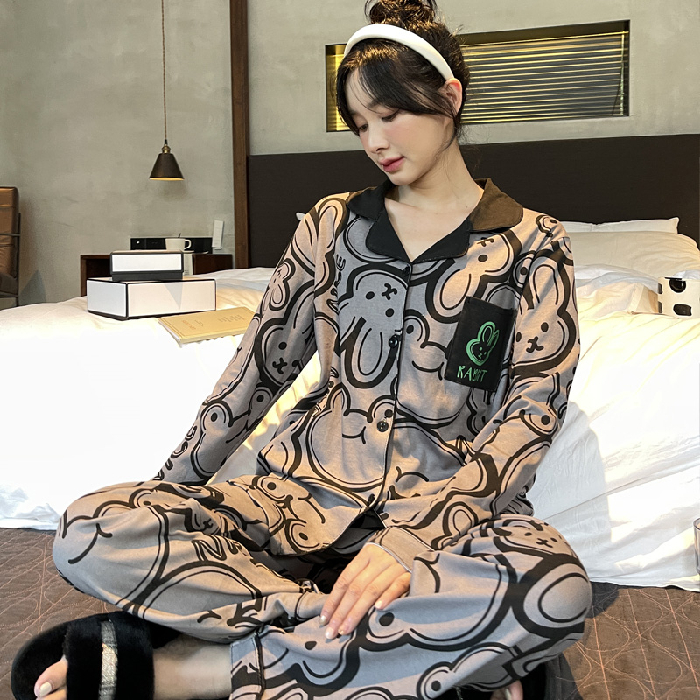 Autumn Winter Women Long Sleeve Cartoon Rabbit Print Pajamas Set Large Size 2 Piece Sleepwear Suit Female Lapel Cardigan Pyjamas alx