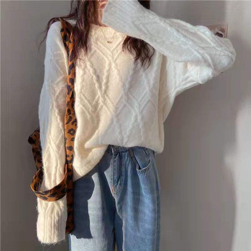 Autumn And Winter New Knitted Sweater Women Korean Retro Jacket Loose Round Neck Twist Solid Color Sweater Top Свитер Женский alx