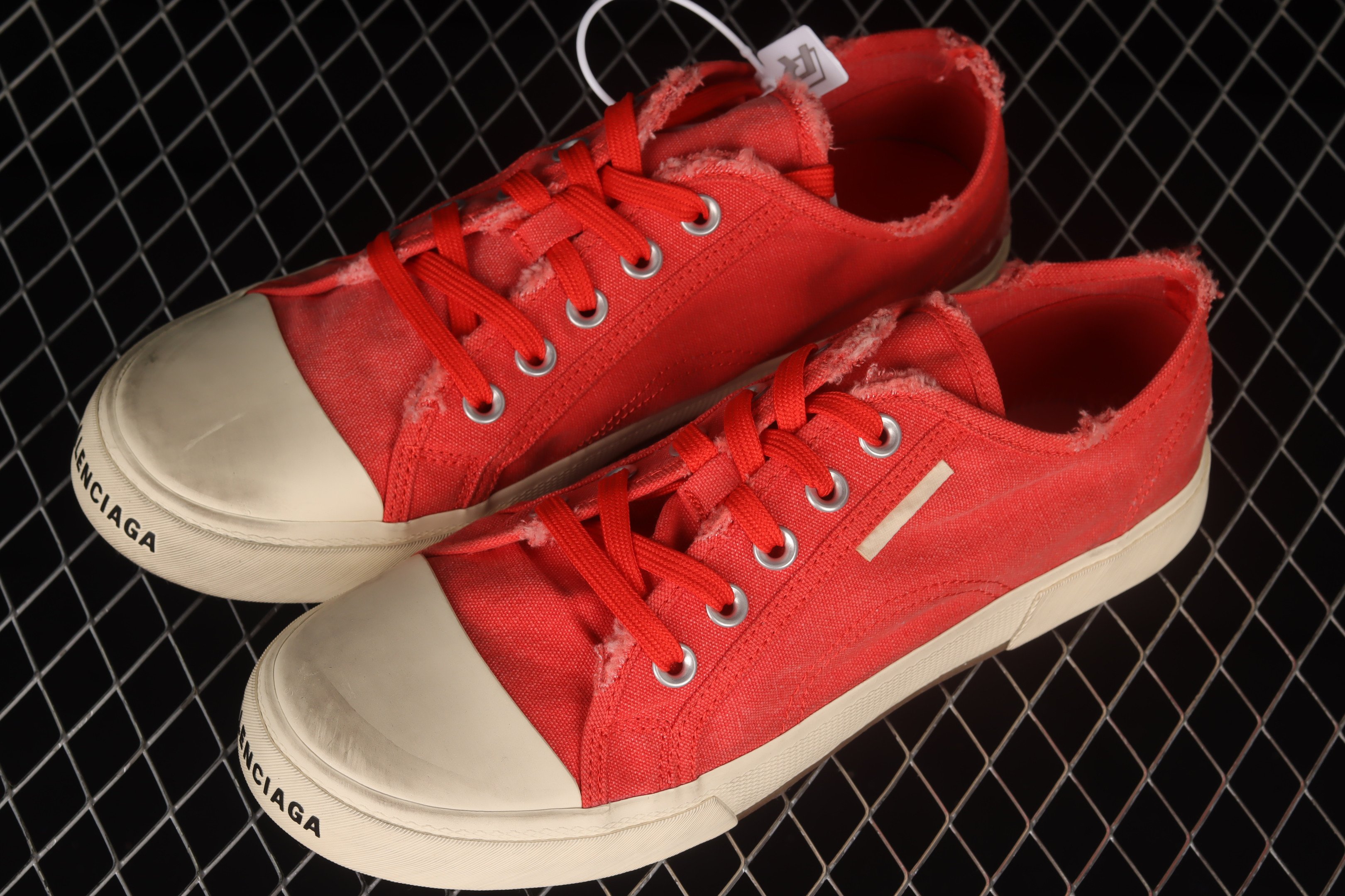 Balenciaga Paris Low Top Shoes Sneakers In Red SNK543833581