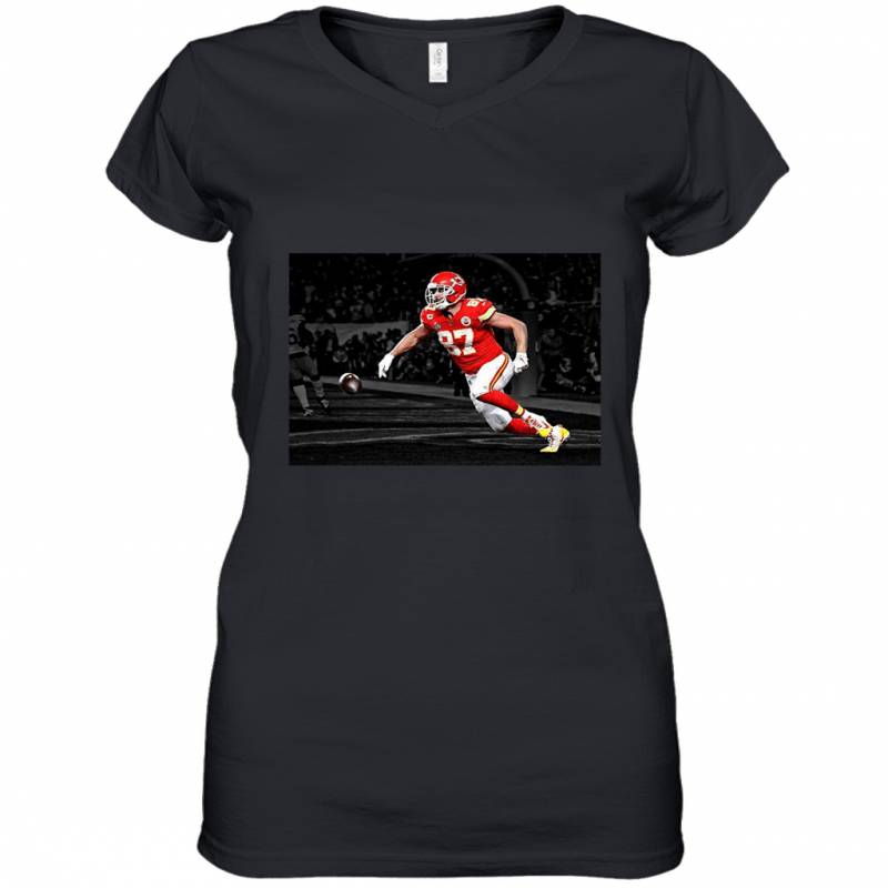 Super Bowl 54 Kansas City Chiefs Travis Kelce Celebrates In The End Zone During The Super Bowl Women’s V-Neck T-Shirt