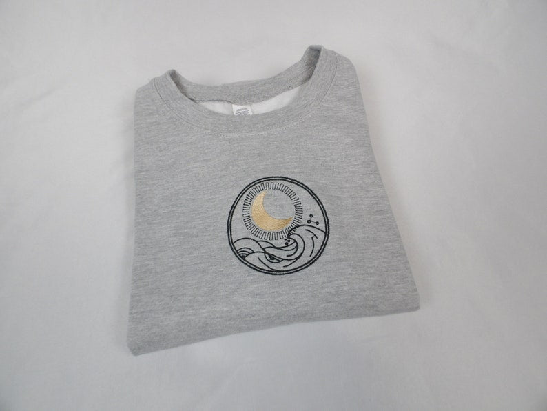 Sun Moon Behind The Waves Circle Round Embroidered Sweatshirt 2D Crewneck Sweatshirt All Over Print Sweatshirt For Women Sweatshirt For Men Sws2946