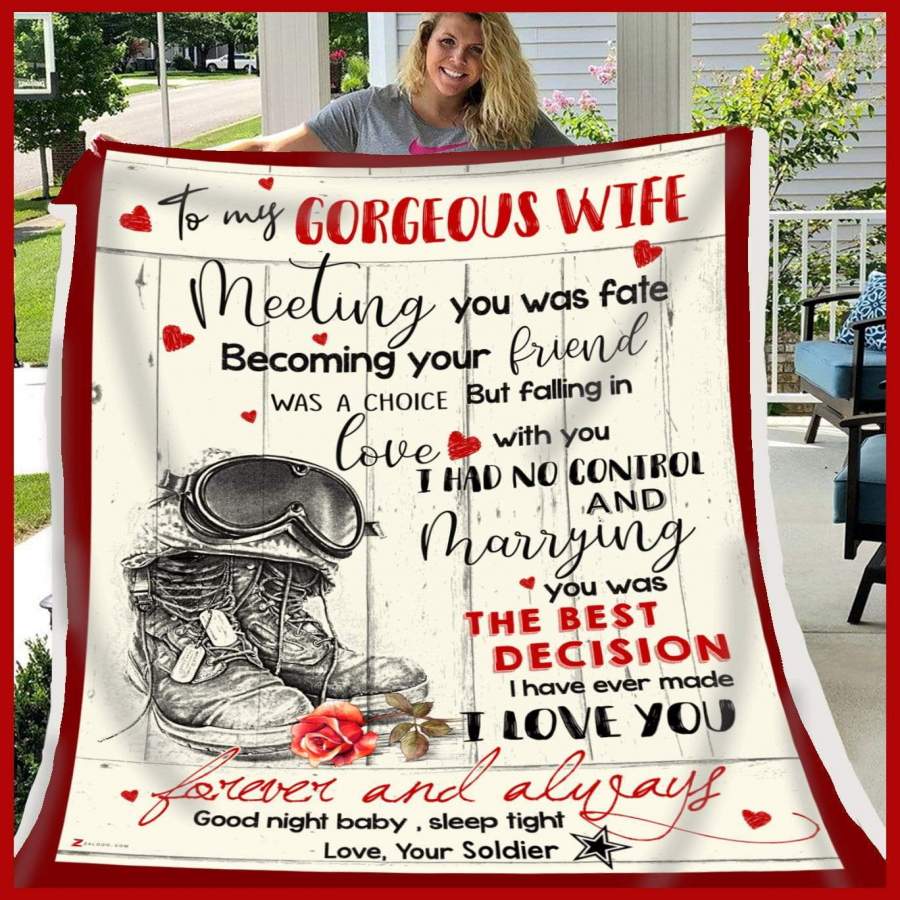 Army Giving Gorgeous Wife Blanket I Love You Forever And Always