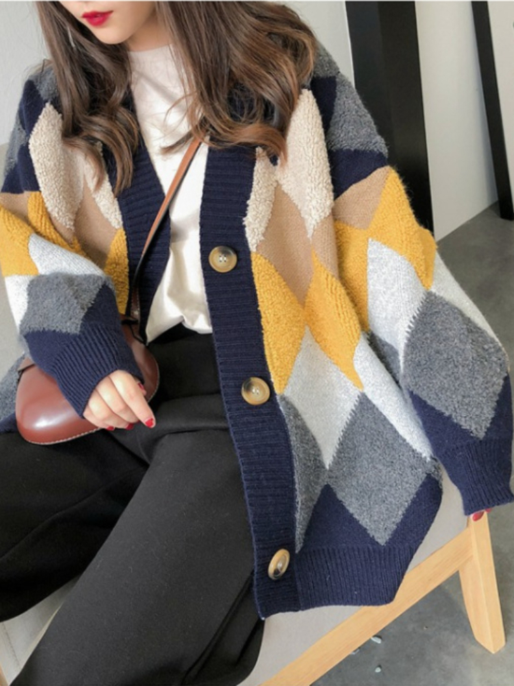 Winter Jacket Women 2022 Plaid Chic Oversized Cardigan Button Sleeve Checkered Korean Fashion Women’s Sweaters Long Sleeve Top alx