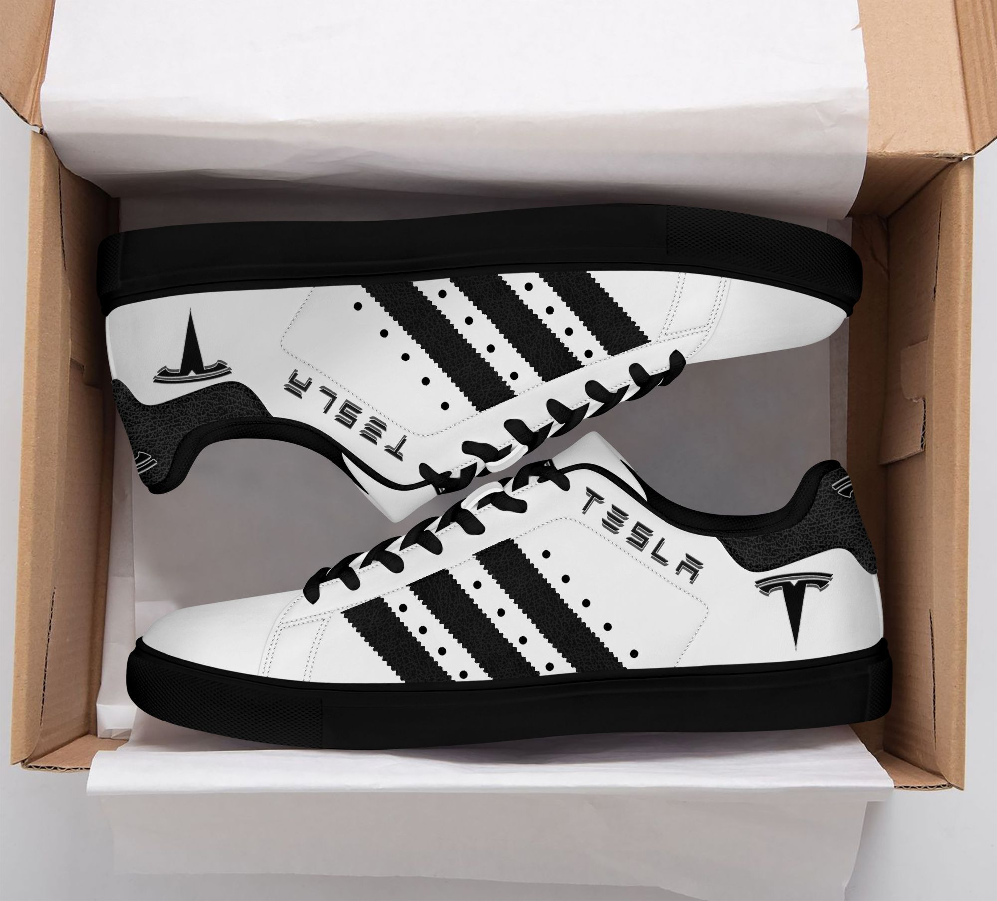 Tesla Lph-Lt St Smith Shoes Ver 1 (White)