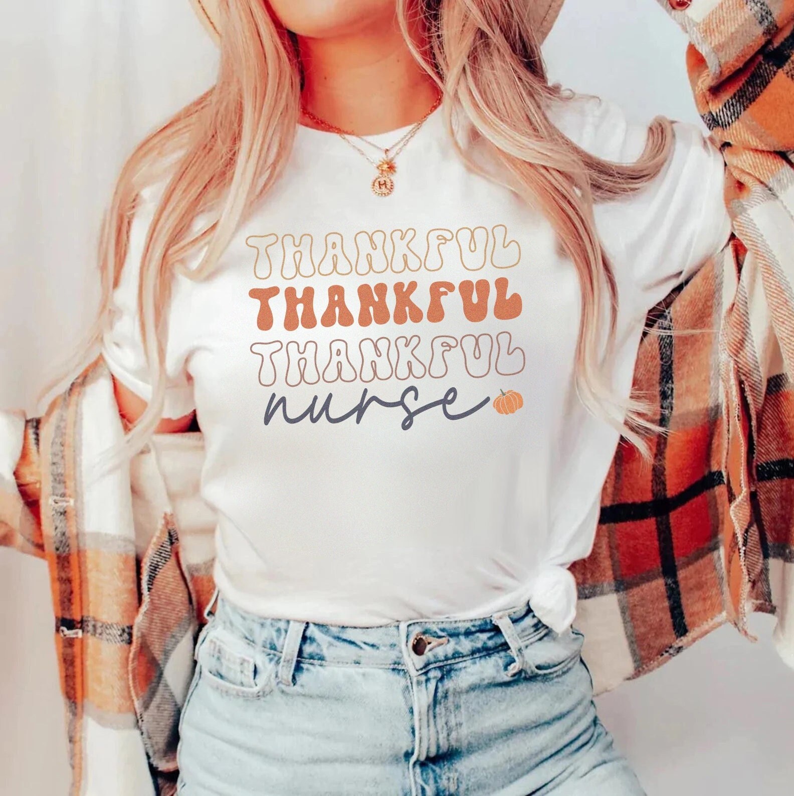 Retro Thankful Nurse T-Shirt, Cute Groovy Thanksgiving Tee for Registered RN LPN Lvn TShirt Gift, Autumn Turkey Peds Picu Er Ed Icu Med Surg