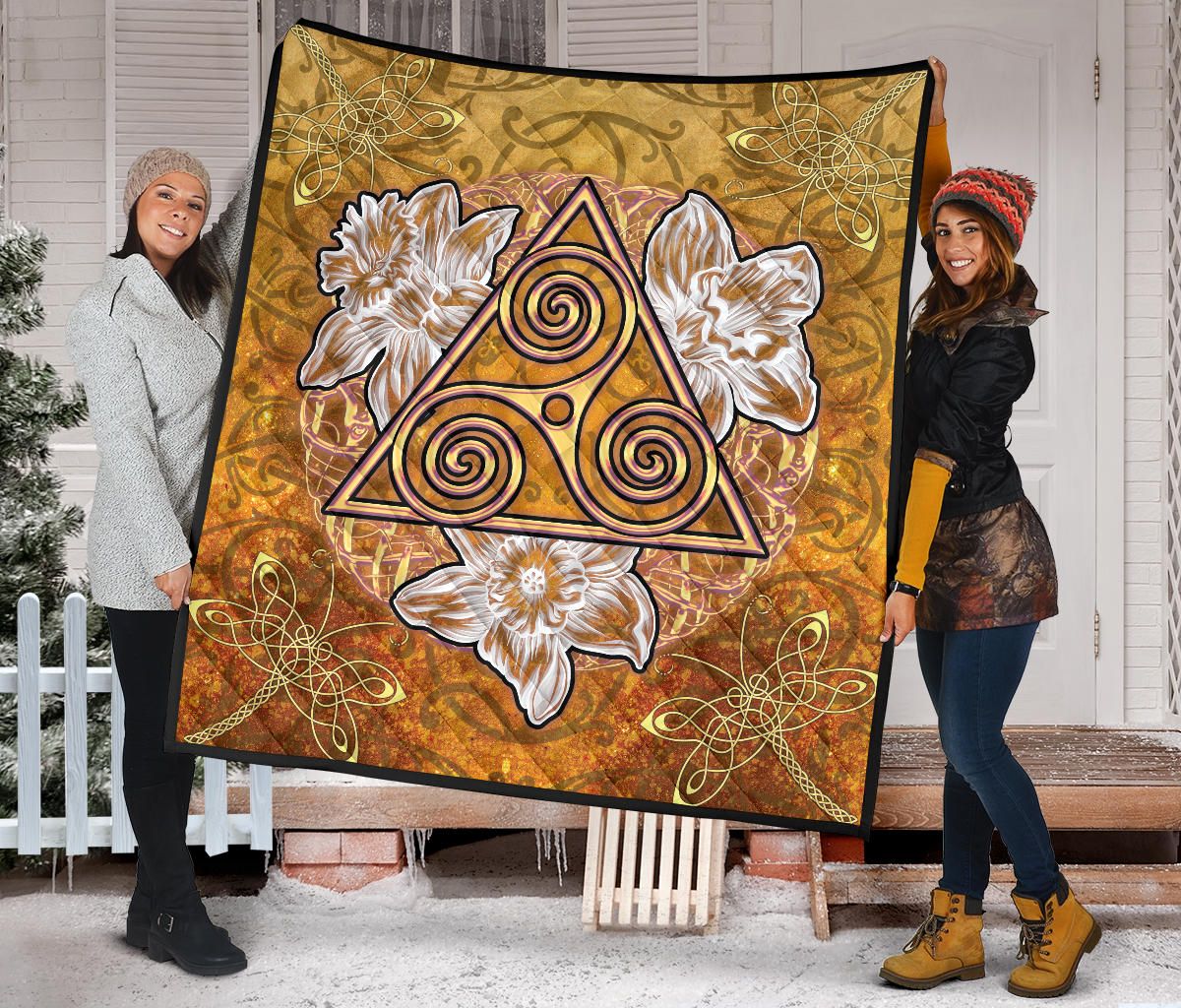 Celtic Premium Quilt – Celtic Triskelion with Daffodil Flowers Vintage Style – BN18