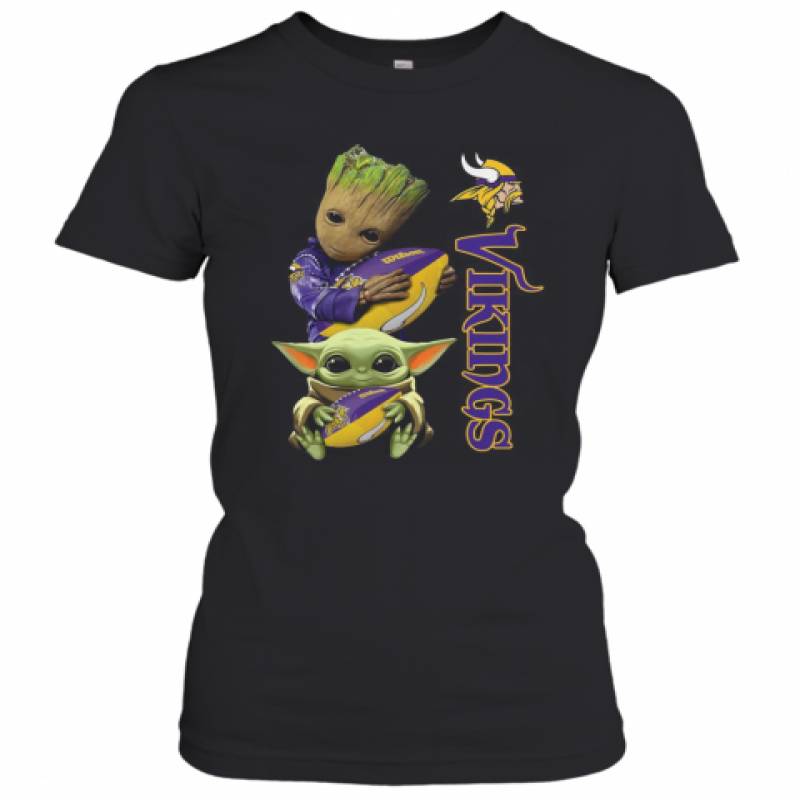 Baby Groot And Yoda Hug Minnesota Vikings Women's T-Shirt