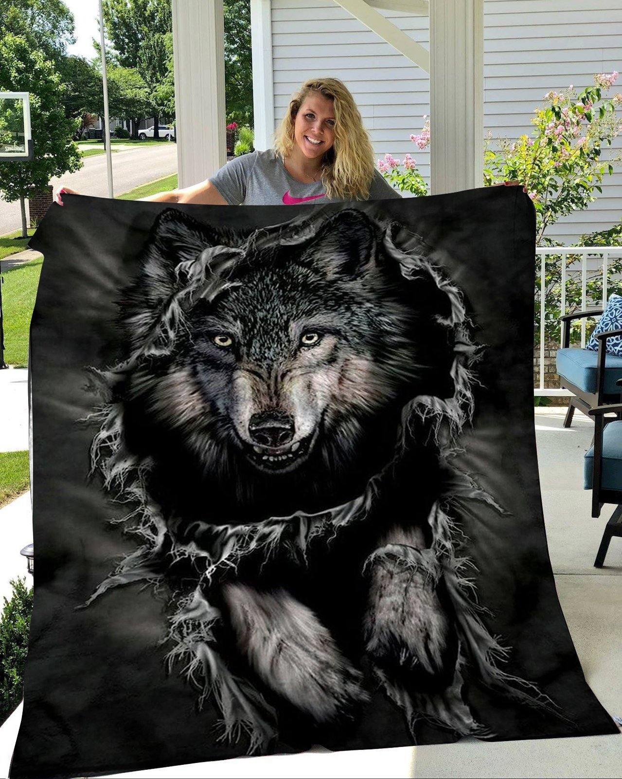 Big Wolf Throw – Unique Gifts Ideas For Home Decor Gifts For Family – Fleece Blanket Sherpa Blanket