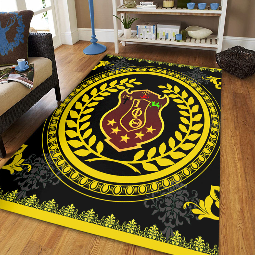 Fraternity Area Rug – Floral Circle Iota Phi Theta Area Rug