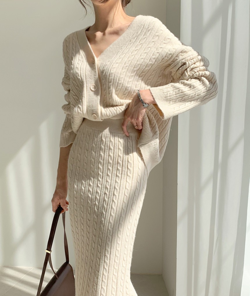 2022 Korean style women autumn winter dress sets lazy style show thin slim knitted cardigan sweaters + knee length skirts alx