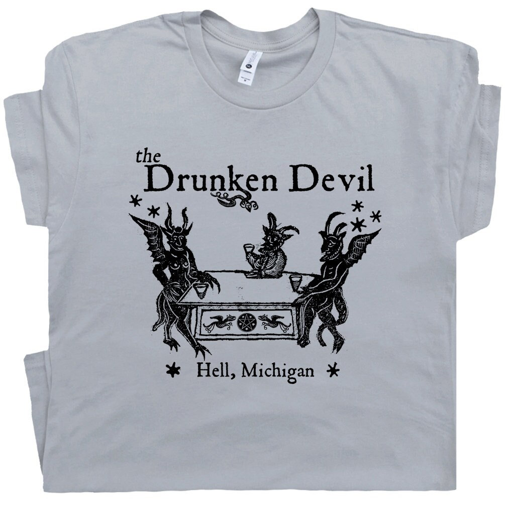 Drunken Devil Bar T Shirt Cool Dive Bar T Shirt Vintage Beer Logo Tee Retro Pub Shirt Lucifer Funny Beer Graphic Shirt for Men Women