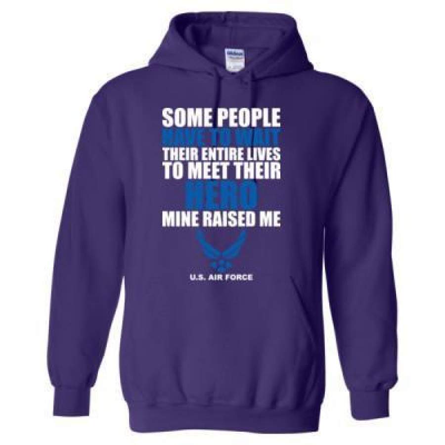 AGR Some People Have To Wait Their Entire Lives To Meet Their Hero Airforce – Heavy Blend™ Hooded Sweatshirt