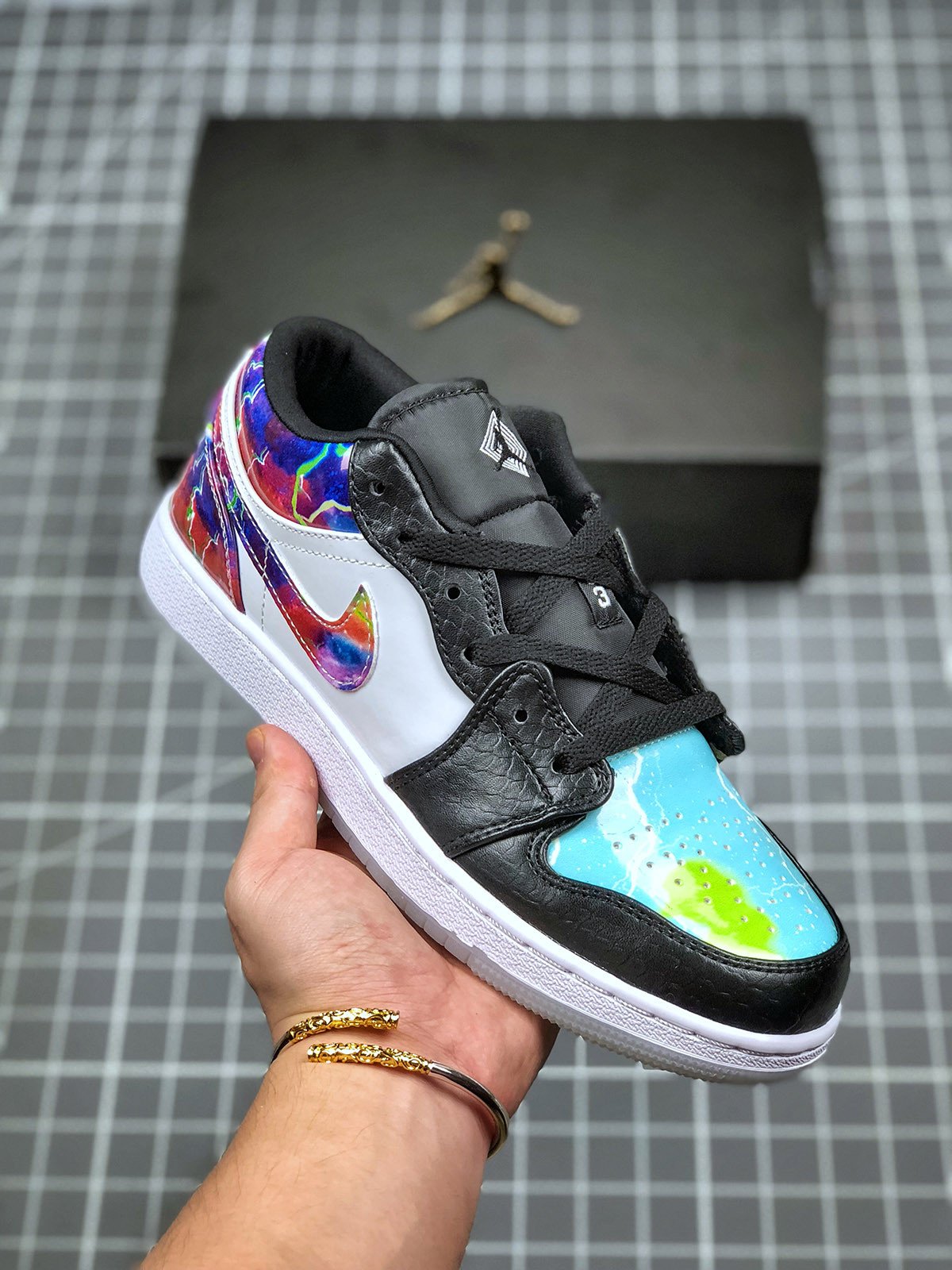 JD 1 Low Galaxy Prints Black CW7309-090 5341966