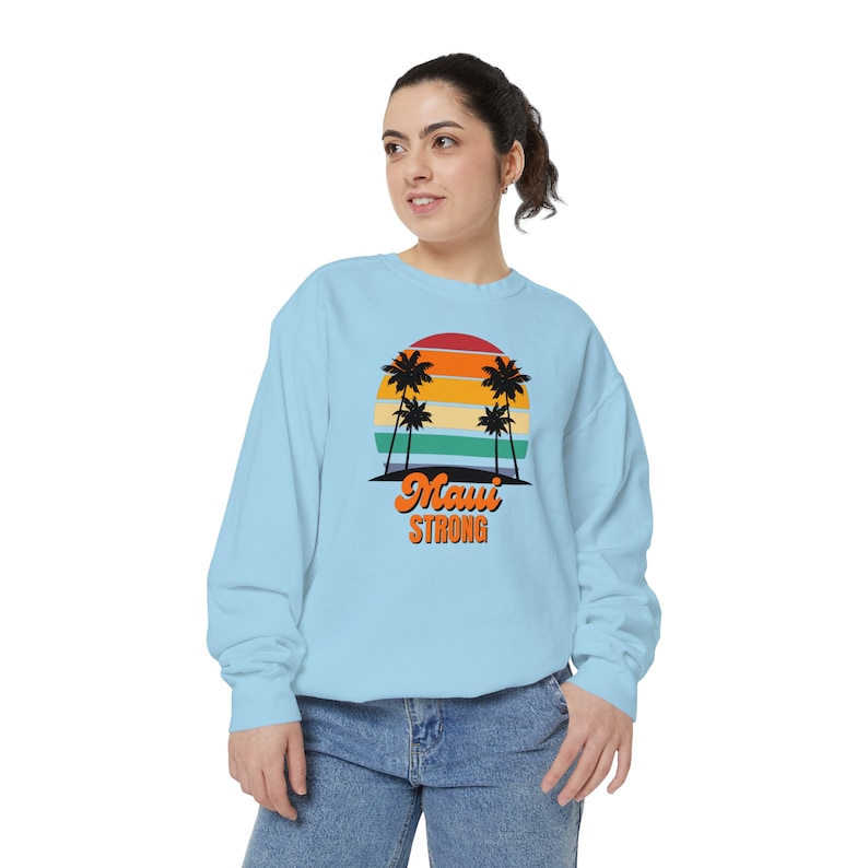 Maui Strong Sweatshirt, Support Maui Vacation Sweatshirt, Tropical Sweatshirt, Hawaii Sweatshirt, Maui Shirt Sws1938