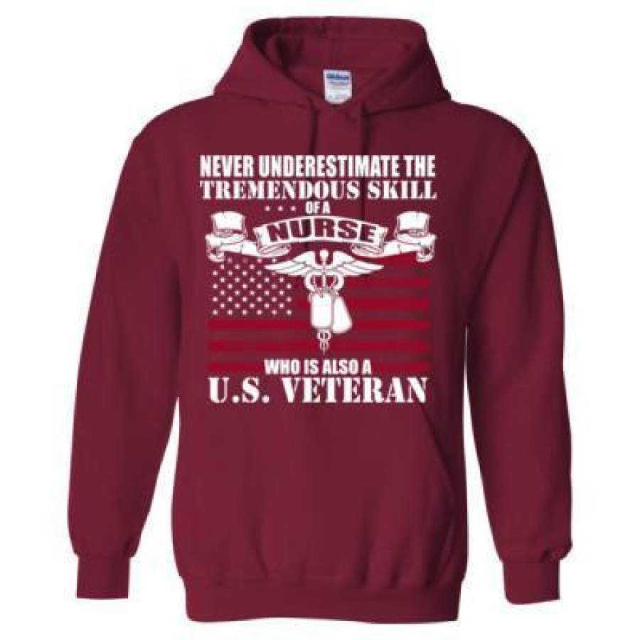 AGR Never Underestimate The Tremendous Skill Of A Nurse Who Is Also A US Veteran – Heavy Blend™ Hooded Sweatshirt