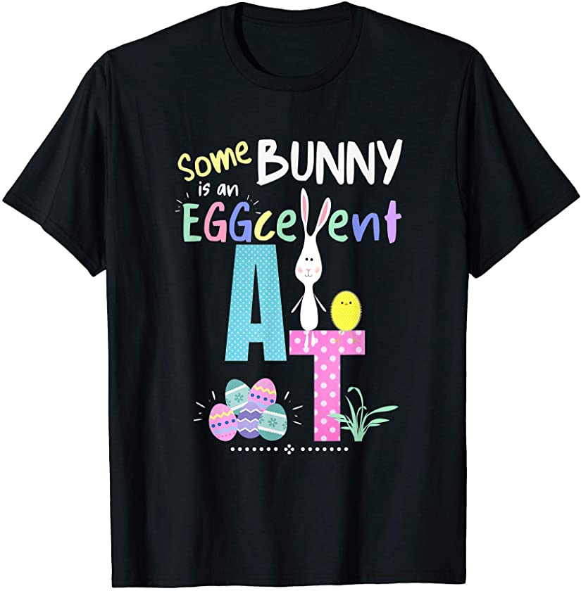 Cute Athletic Training Easter Bunny AT Eggcellent Trainer T-Shirt