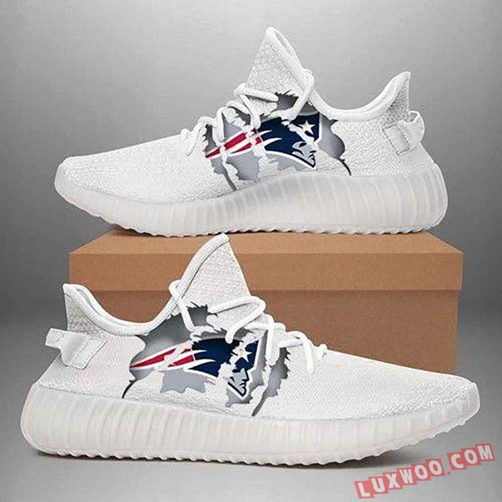 New England Patriots Yeezy Best Gift For Friends Shoes Sport Sneakers