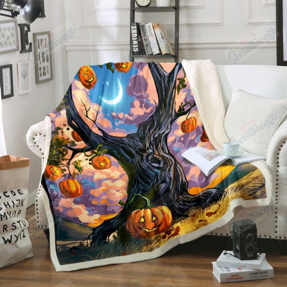 Happy Halloween Tree In Night Gs-Ld1510Mt Fleece Blanket