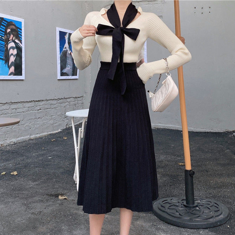 2022 Spring French Vintage Knitted 2 Piece Set Women Crop Top Pullover Sweater + Pleated Long Skirt Suits Elegant Two Piece Set alx