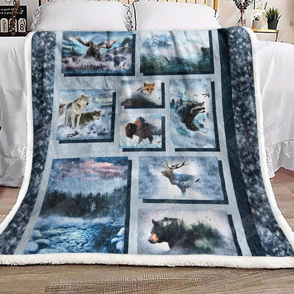 Wild Animals Shadow Collage Am0401280Cl Fleece Blanket