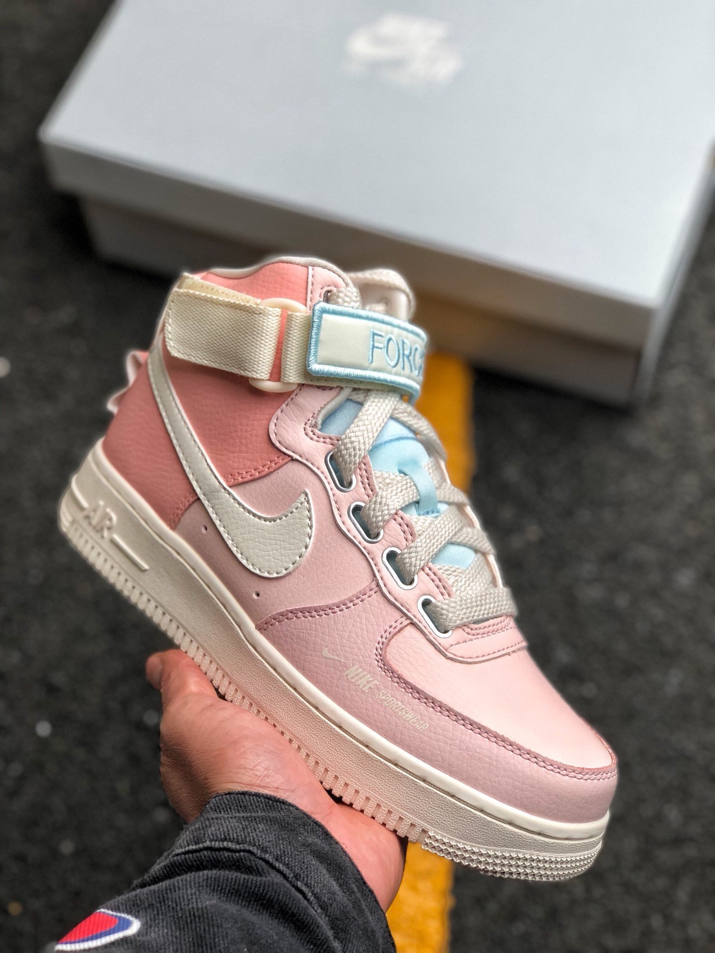 Nike Air Force 1 High Utility Force is Female Echo PinkSail 5340570