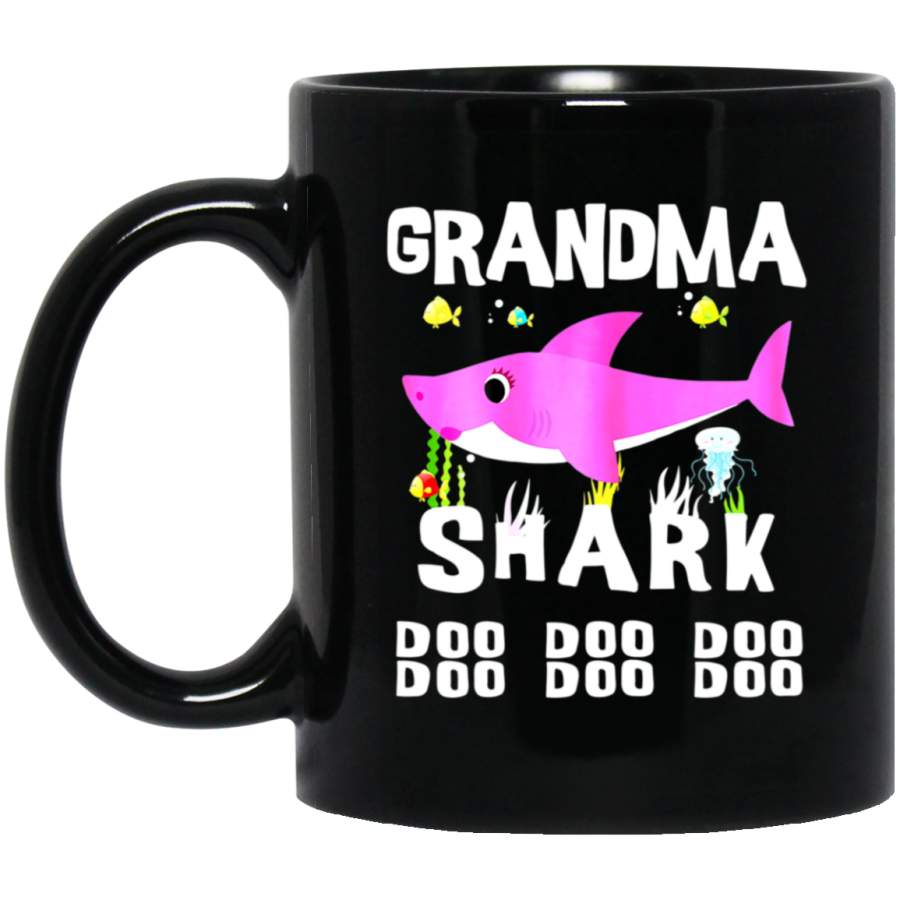 Womens Grandma Shark  Doo Doo Doo – Mothers Day Gift Black Mug