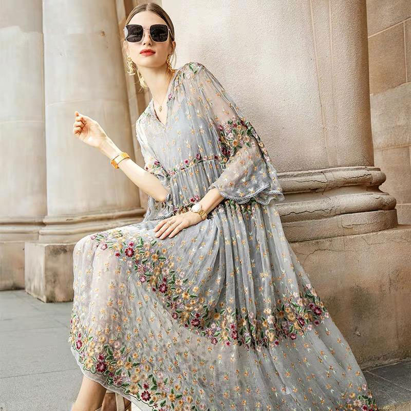 2022 New Summer Dress Mesh Floral Embroidery V-neck Flare Sleeve Dress Women Big Swing Patchwork Pleated Dresses Large size 4xl alx