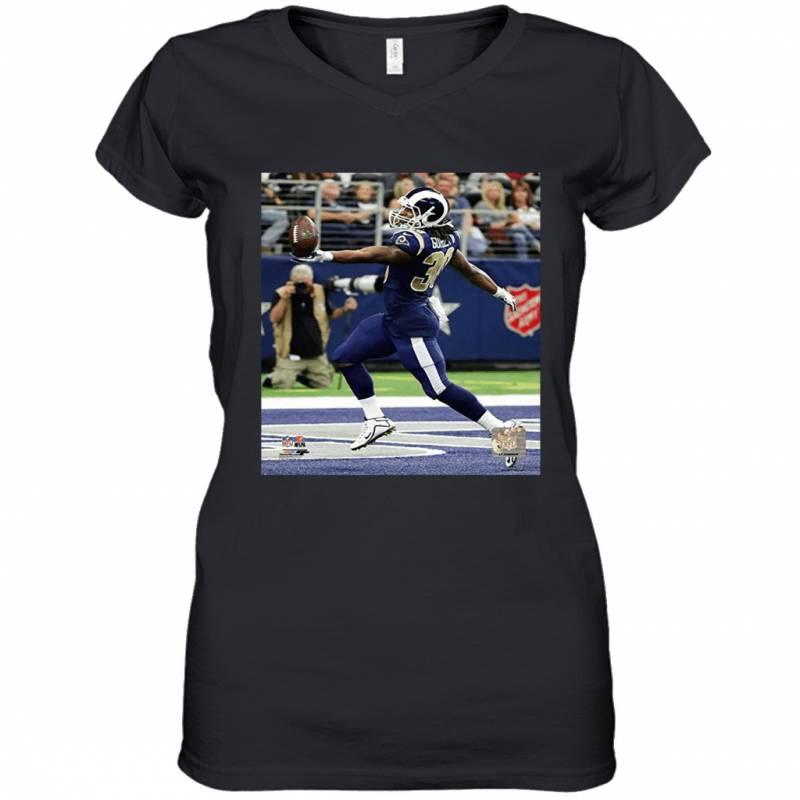 Todd Gurley Los Angeles Rams 2017 Action Women’s V-Neck T-Shirt