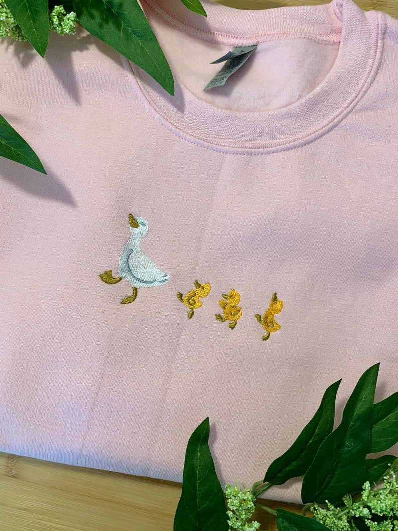 Marching Ducks Embroidered Sweatshirt 2D Crewneck Sweatshirt All Over Print Sweatshirt For Women Sweatshirt For Men Sws4155