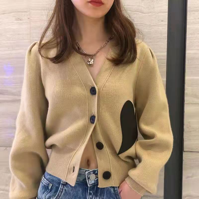 2022 V Neck Sweater Cardigans Spring Chic Love Decoration Loose Knitcoat Long Sleeve Short Knitted Cardigan Roupa Feminino alx