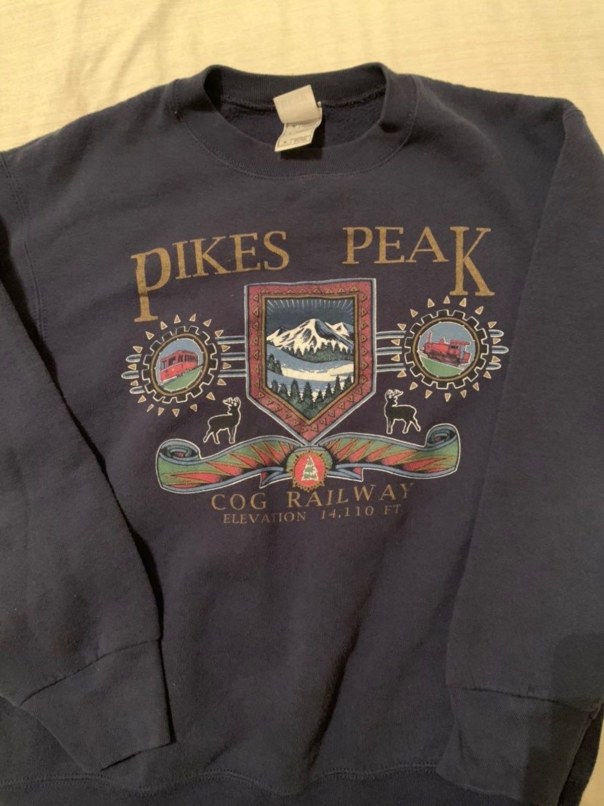 Pikes Peak Vtg Crewneck T-Shirt