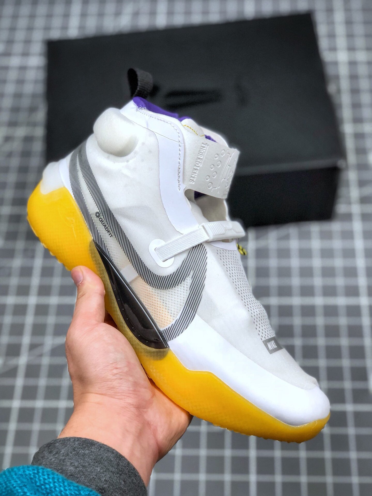 Nike Kobe AD NXT FF White Yellow 5338342