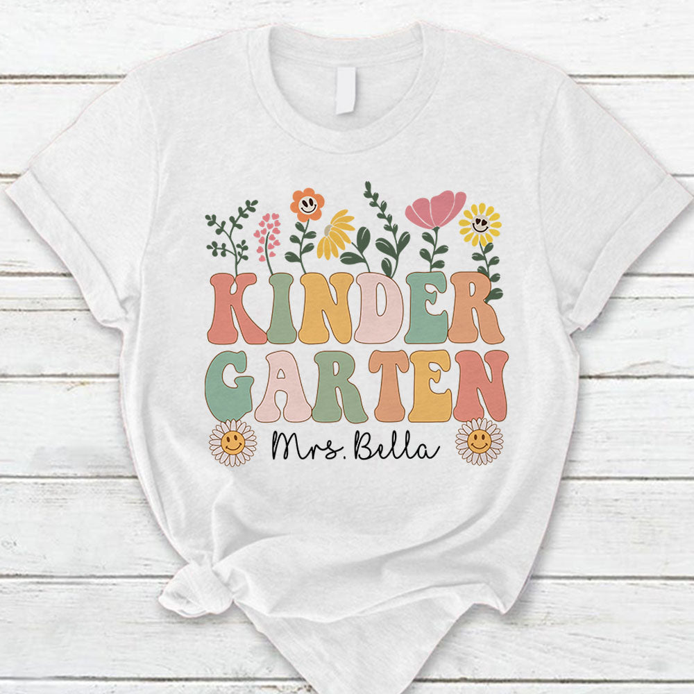 Personalized Kindergarten Teacher Shirt, Retro Kindergarten Teacher Shirt, Back To School, First Day Of School, Custom Name Teacher,Custom Grade Hk10 Trna